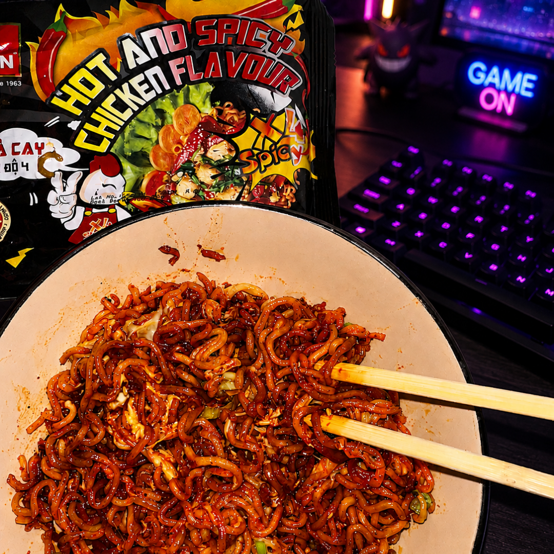 VIFON Hot & Spicy Instant-Nudeln mit Hähnchengeschmack, 18×130 g