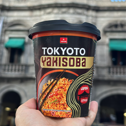 VIFON Tokyoto Yakisoba Instant-Nudelgericht mit Sojasauce und Chili, leicht scharf, 8x85 g